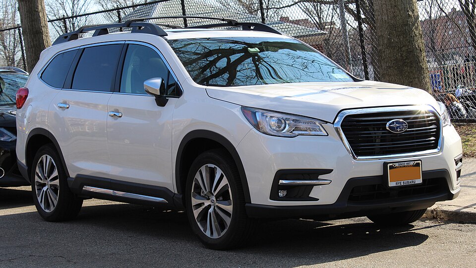 Subaru Ascent photographed from the front